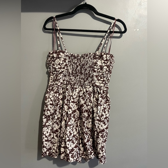 Abercrombie & Fitch Petite Emerson Brown Floral Strapless Mini Romper (SP) - Picture 2 of 9